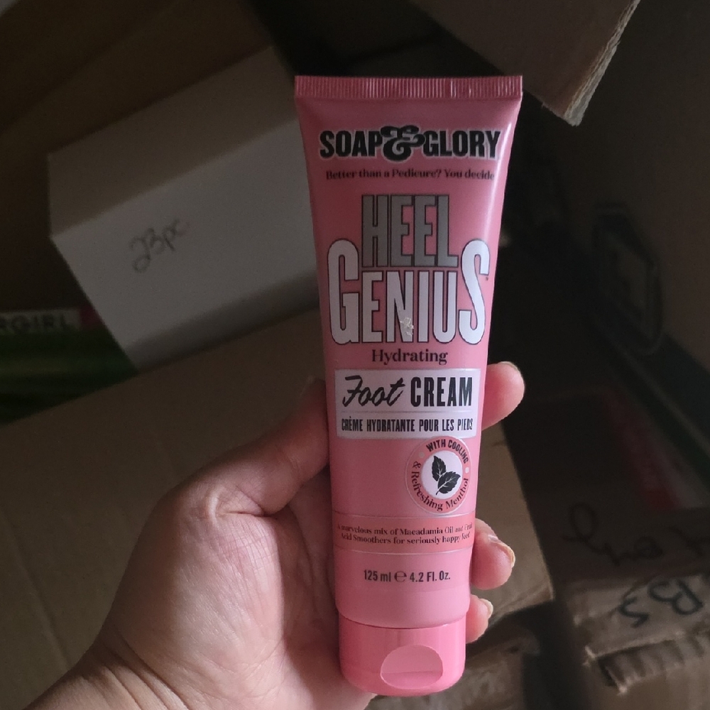 Soap & Glory Heel Genius Hydrating Foot Cream in Pink Tube
